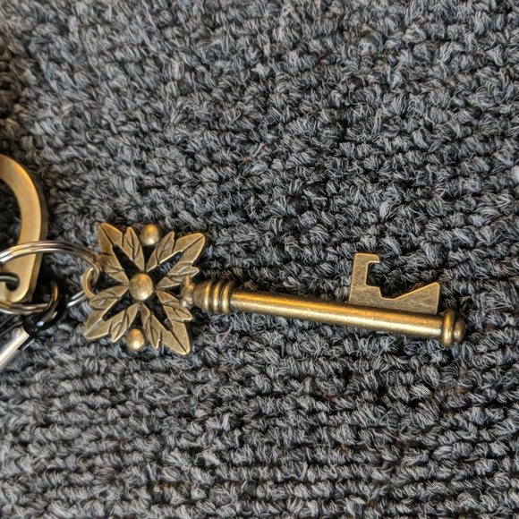 "Flash" keychain - Picture 2 of 5